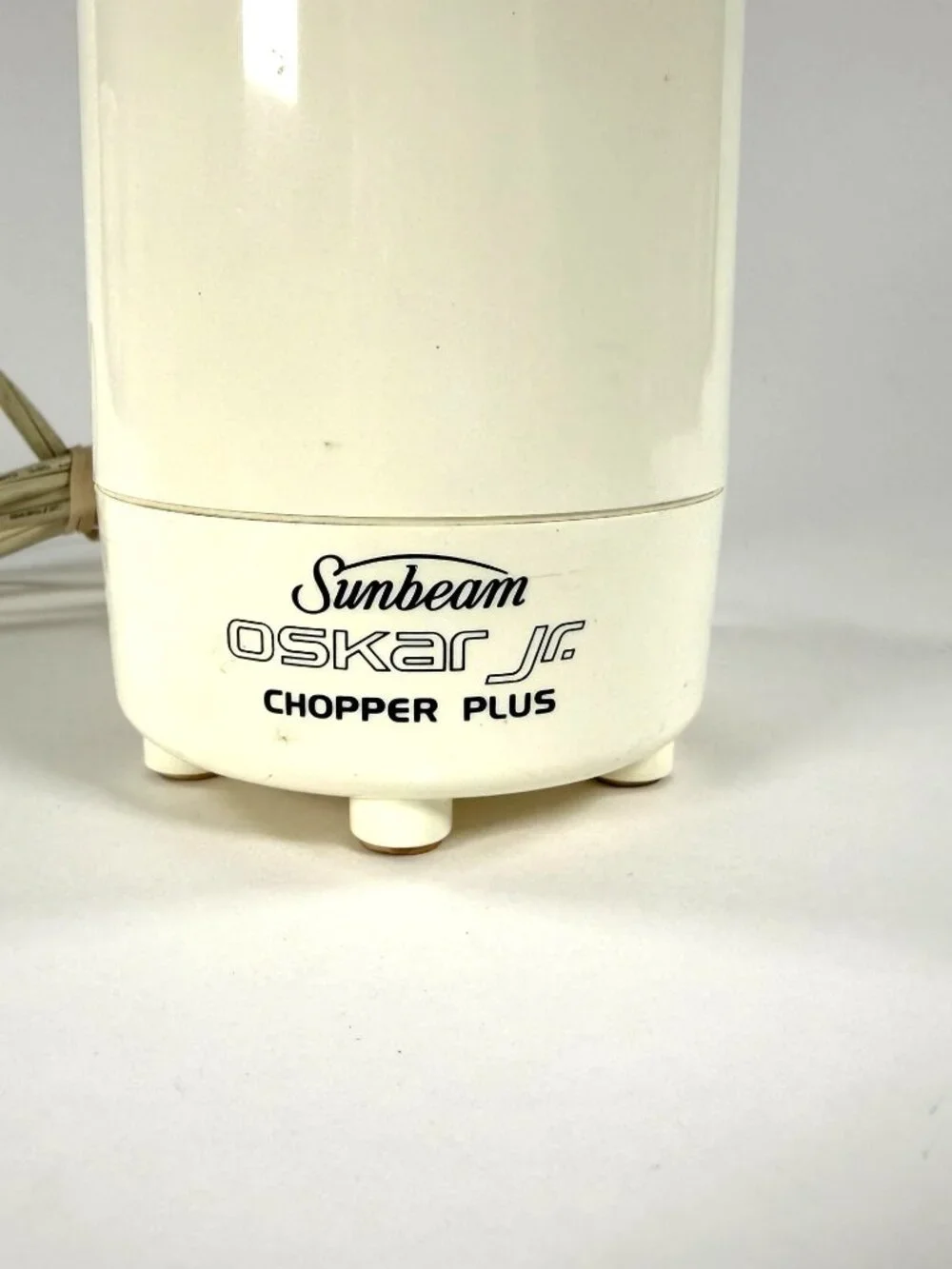 Sunbeam Oskar Jr. Chopper Plus Model 14131 Compact Food Processor 1.5-Cup